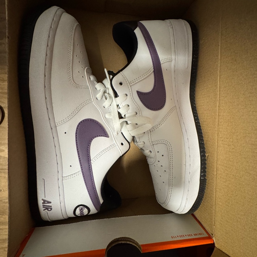 Nike air force one White and Purple Sneakers Classic Design